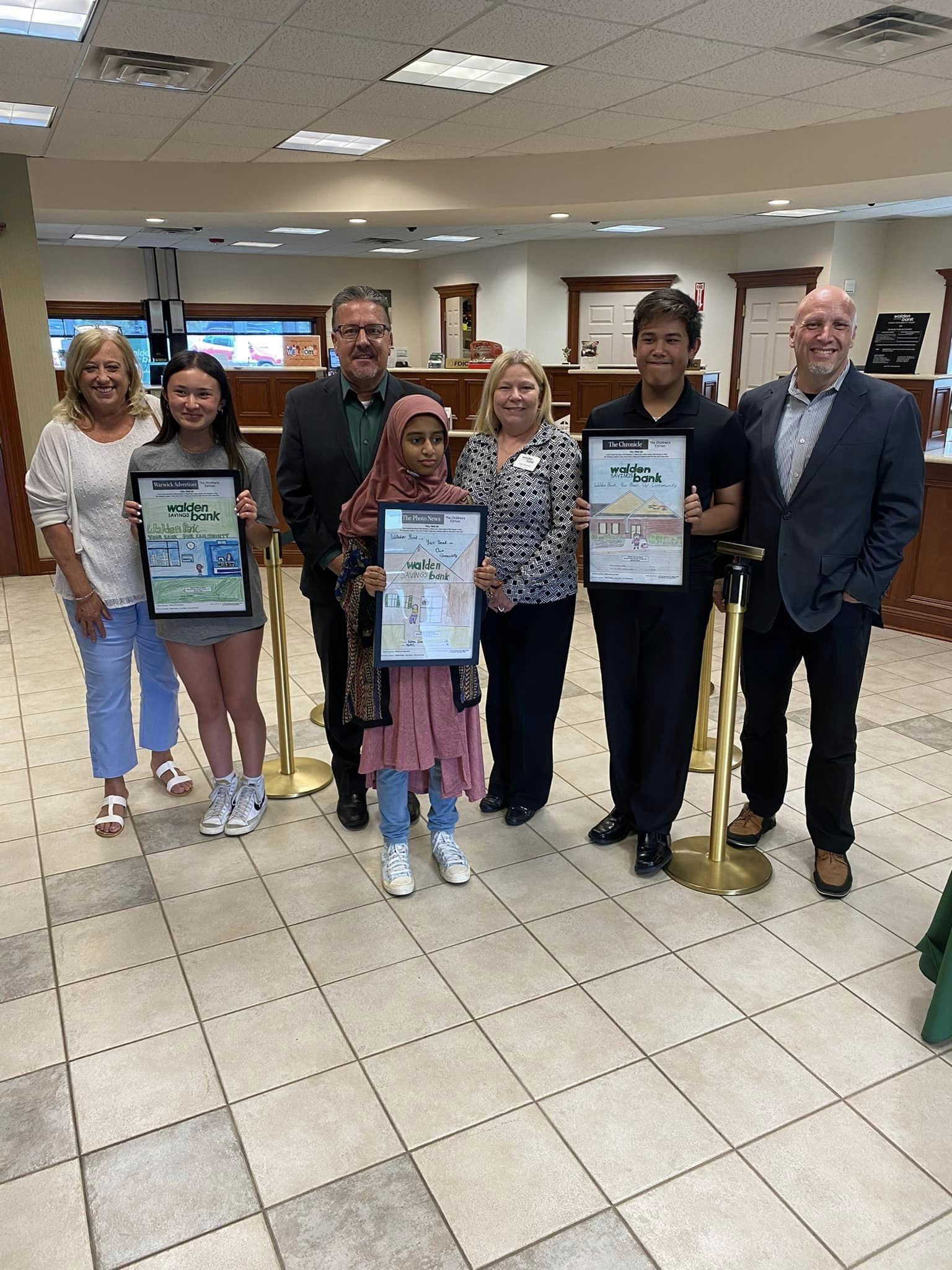Walden Savings Bank's Invites Student Winners to Florida Branch 